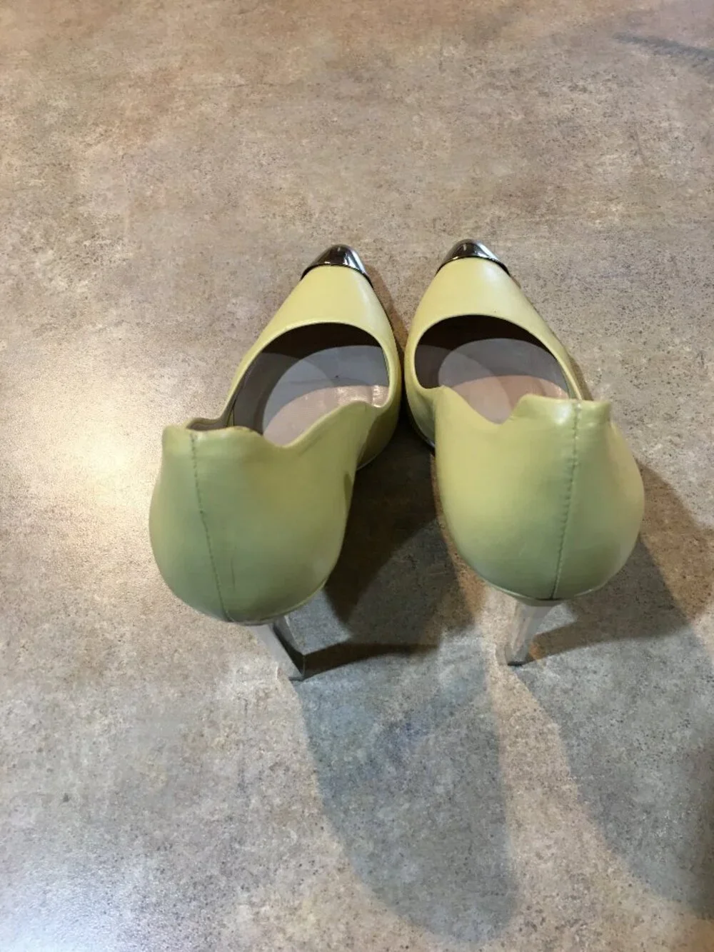 ZARA Woman Leather Butter Yellow Cap Toe Metal Stiletto Heels Pumps EU39/8.5